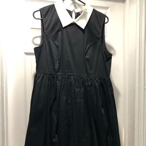 Black with White Collar A-line Dress with pockets!